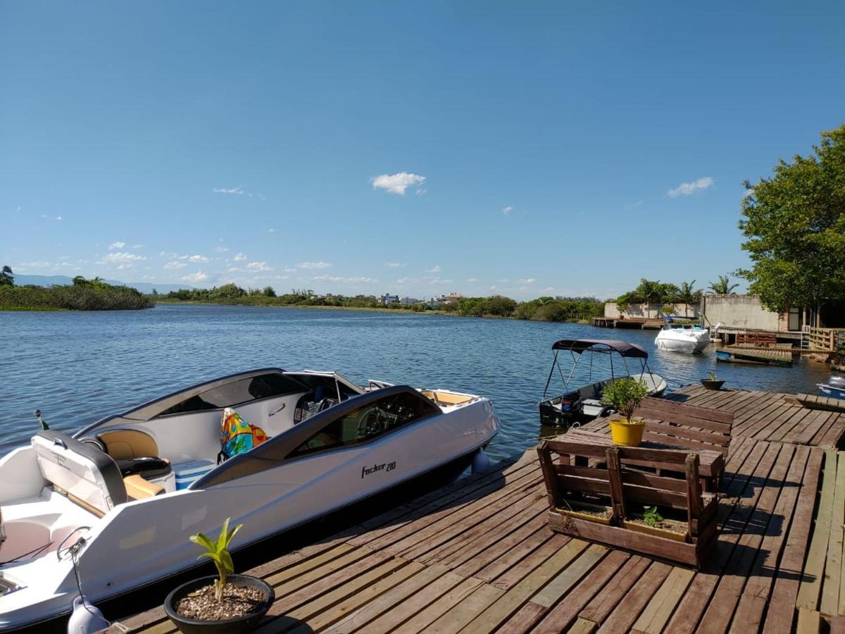 Casa De 2 Quartos Com 2 Ares-Condicionados Em Torres-Rs - Na Mais Bela Praia Gaucha - Cozinha - Banheiro - Tv Smart 32 E Wi-Fi - Estacionamento - Anfitria Superhost No Bnb Villa Exterior foto